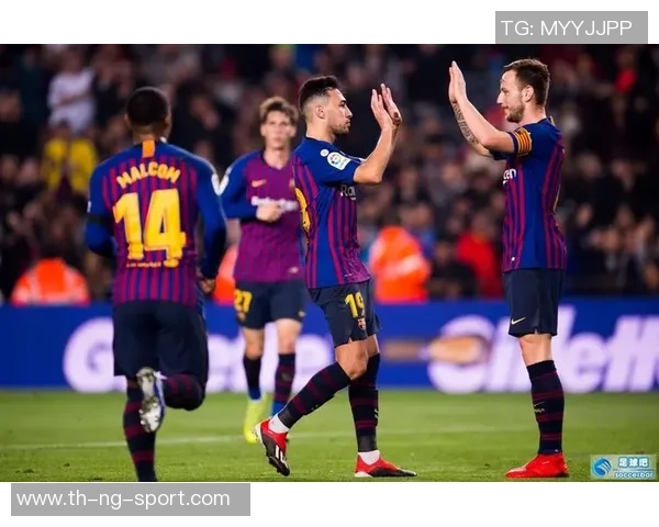 掌握足球八字传球技巧提升团队配合与比赛胜率的实用指南 掌握足球八字传球技巧提升团队配合与比赛胜率的实用指南